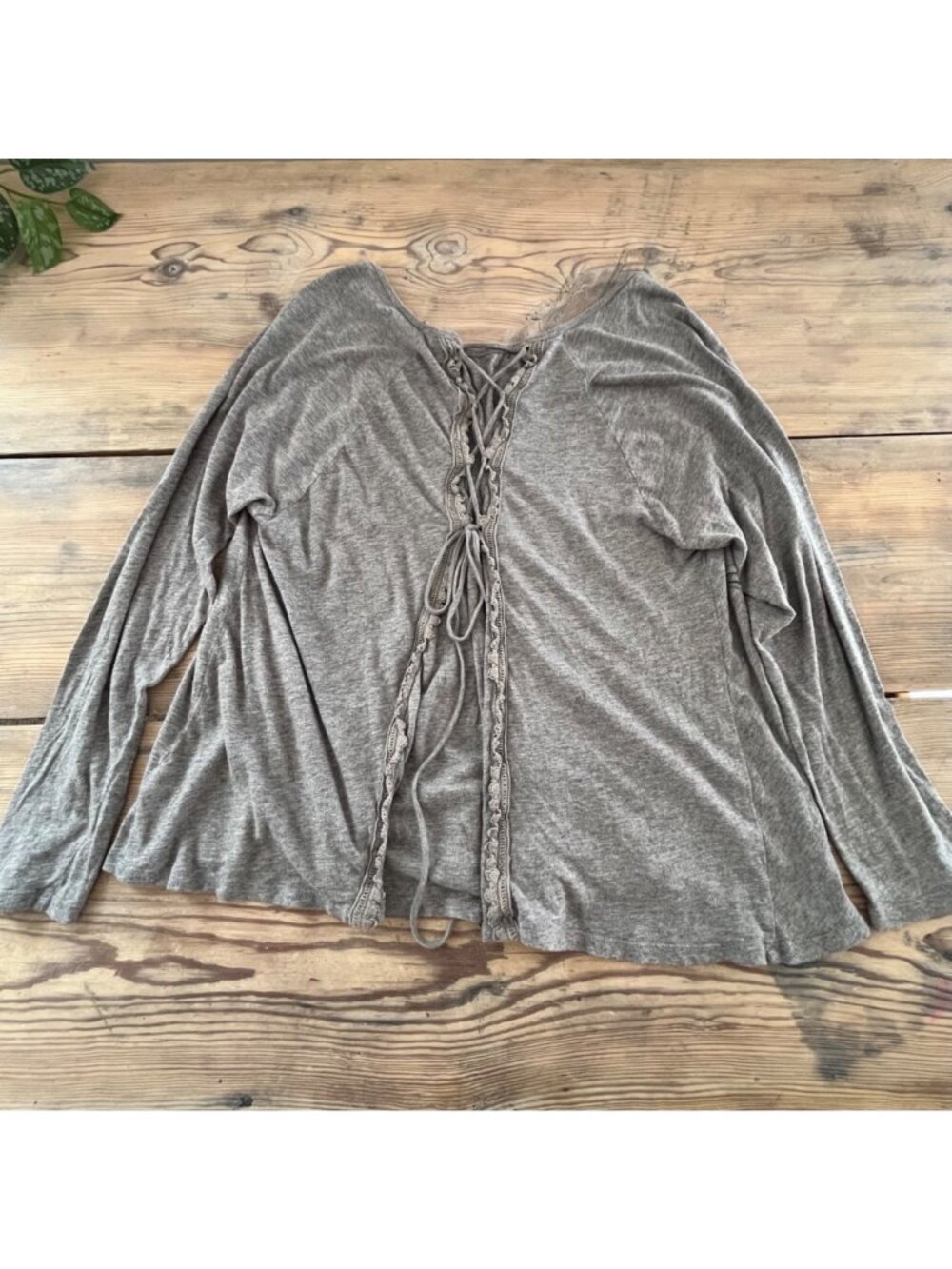Disney The Little Mermaid Ariel Top Womens 1X Gray Lace Up Back - Picture 2 of 3